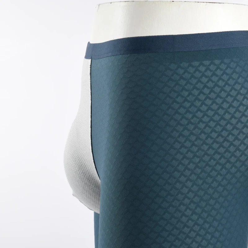 Diamond mesh long boxer, worn